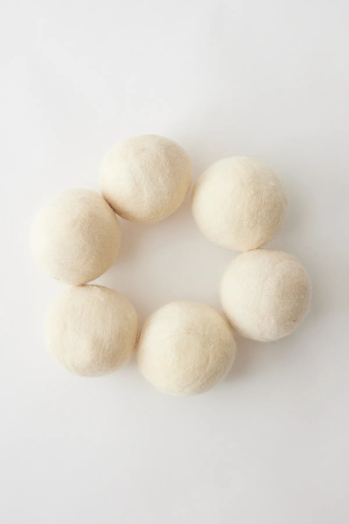 Woolyball Yün Çamaşır Kurutma Makinesi Topu - 6 Adet Xl %100 Organik (5 ml  Esans Hediye)